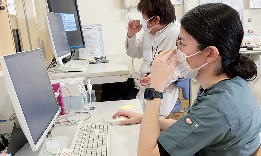 8:30 病棟カルテ診