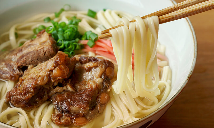 12:00 昼食、昼休憩